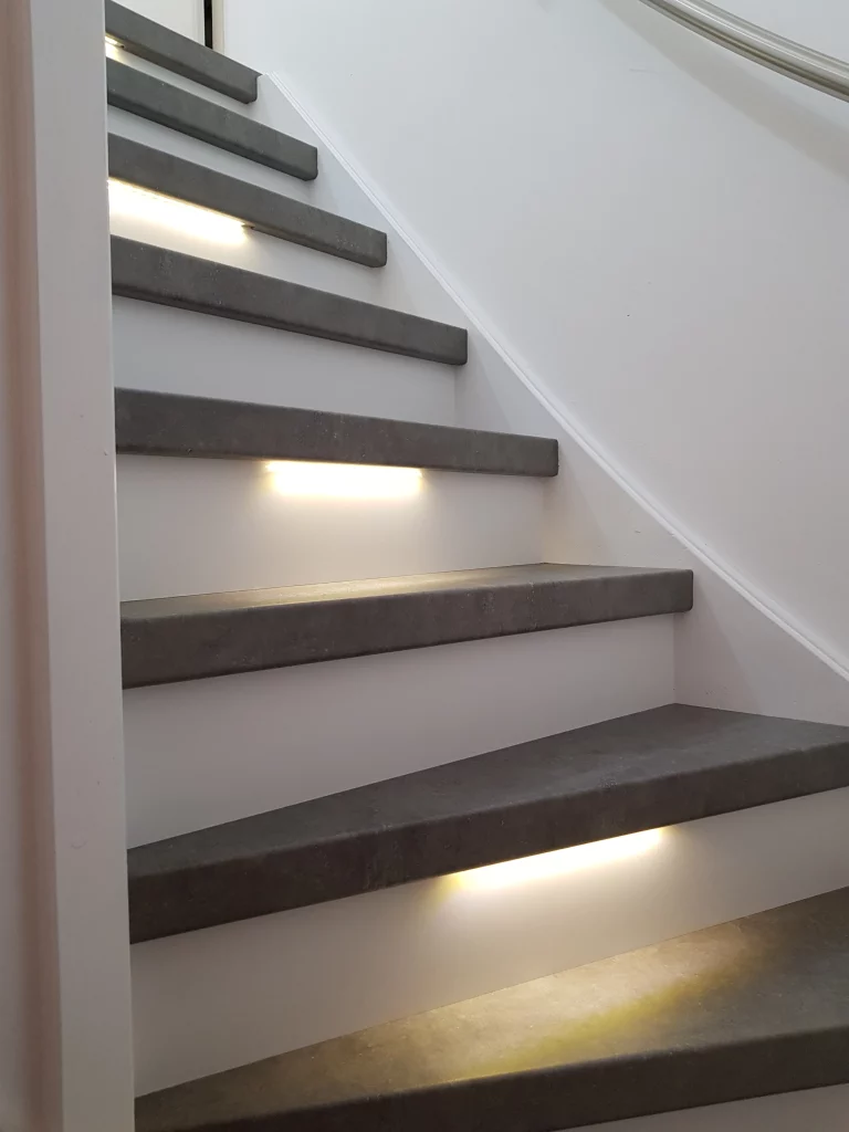 hr-escalier-eclairage